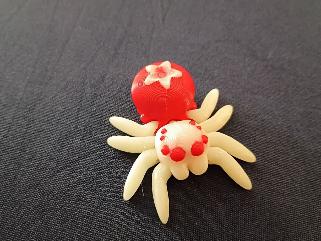 Blueberry Spider Hatchling — Flexi Magnet Pal additional photo