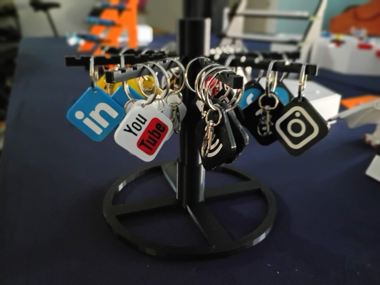 New Product: Custom NFC Keychains – Tap to Share Your Links