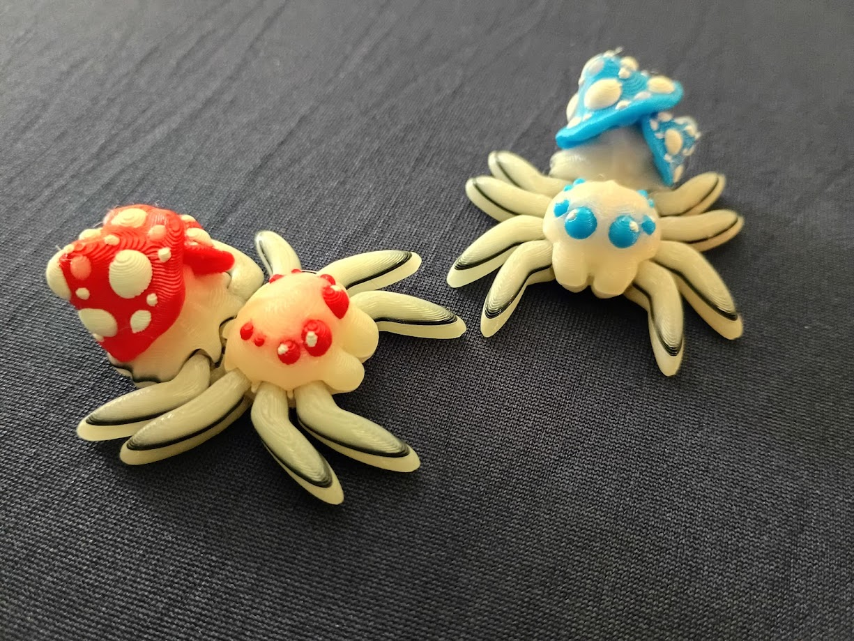 Mushroom Spider Hatchling — Flexi Magnet Pal